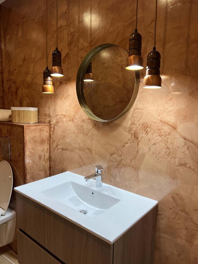 Bel Appartement Au Centre Du Vieux Joigny Exteriér fotografie