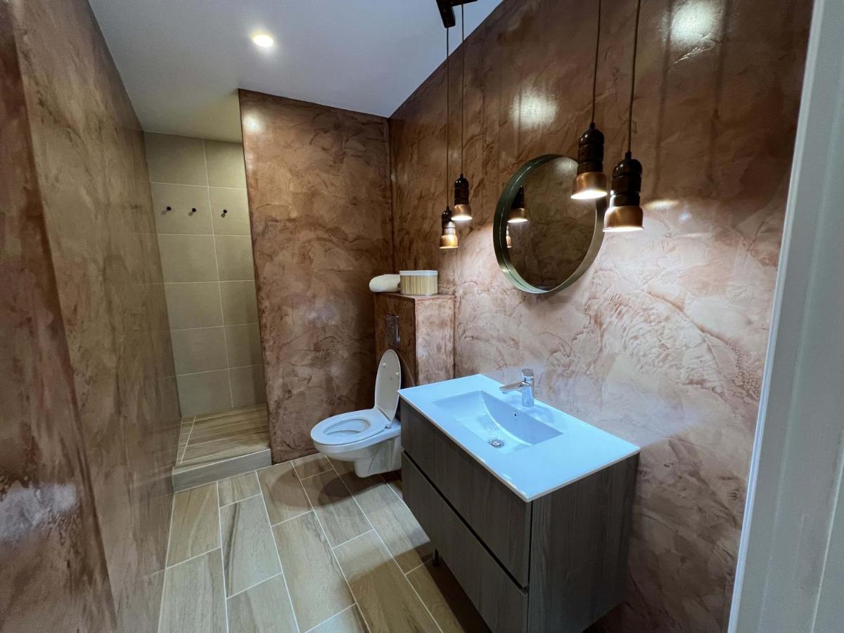 Bel Appartement Au Centre Du Vieux Joigny Exteriér fotografie