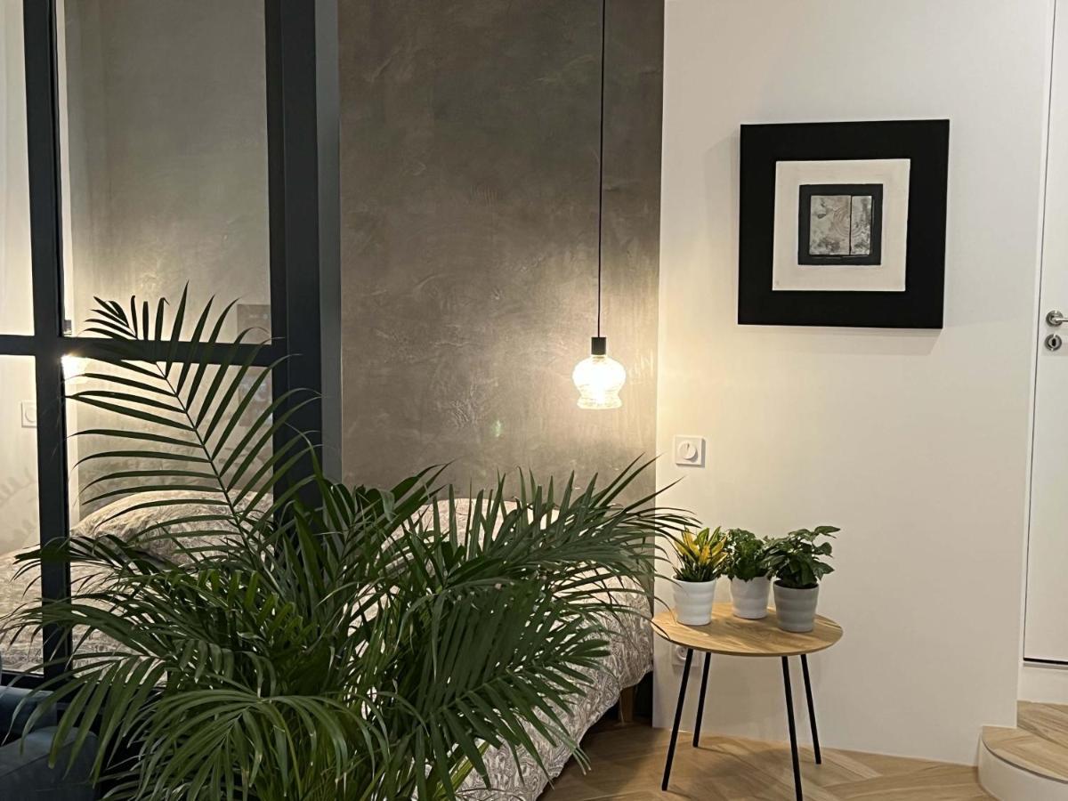 Bel Appartement Au Centre Du Vieux Joigny Exteriér fotografie